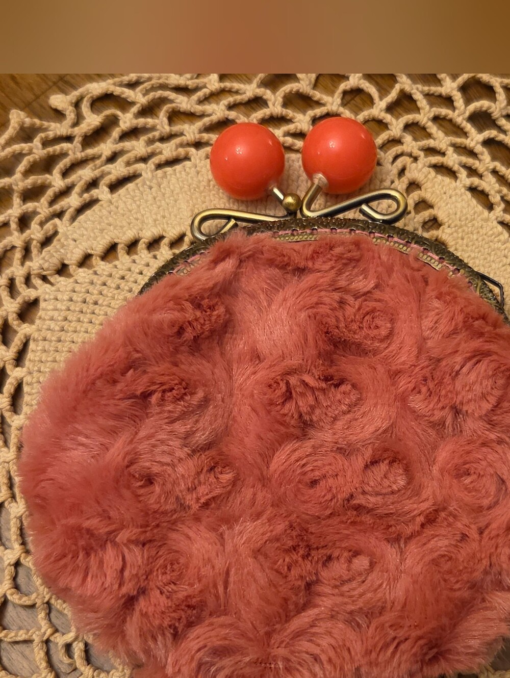 Vintage Rose Plush Coin Purse Red Coral Kiss Lock Brass Frame Retro Clutch